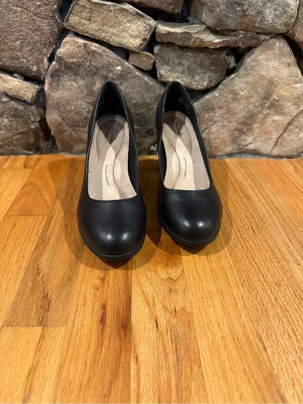 Clarks Collection Black Leather Block Heel Pumps Women's Comfort Dress Shoes - Picture 1 of 6